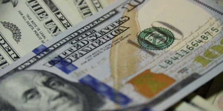 setting realistic financial goals